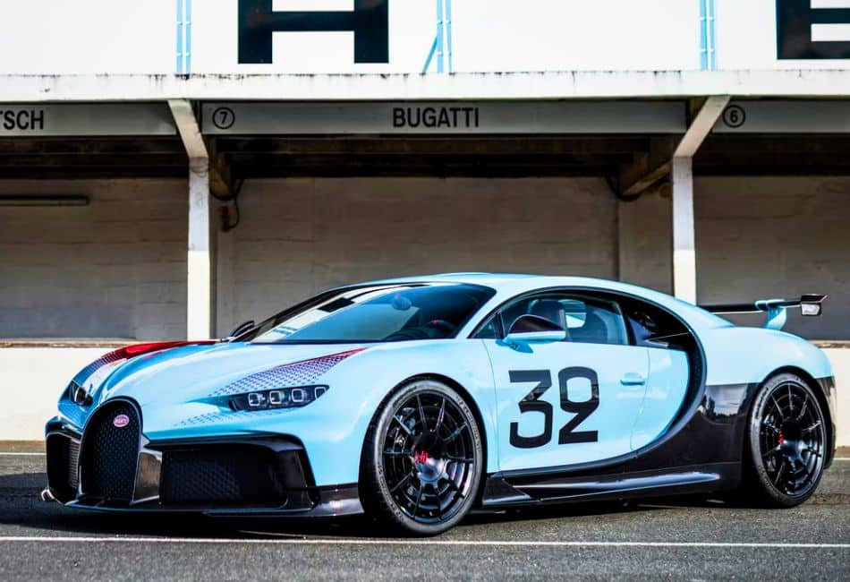 Side view of 2022 Bugatti Chiron